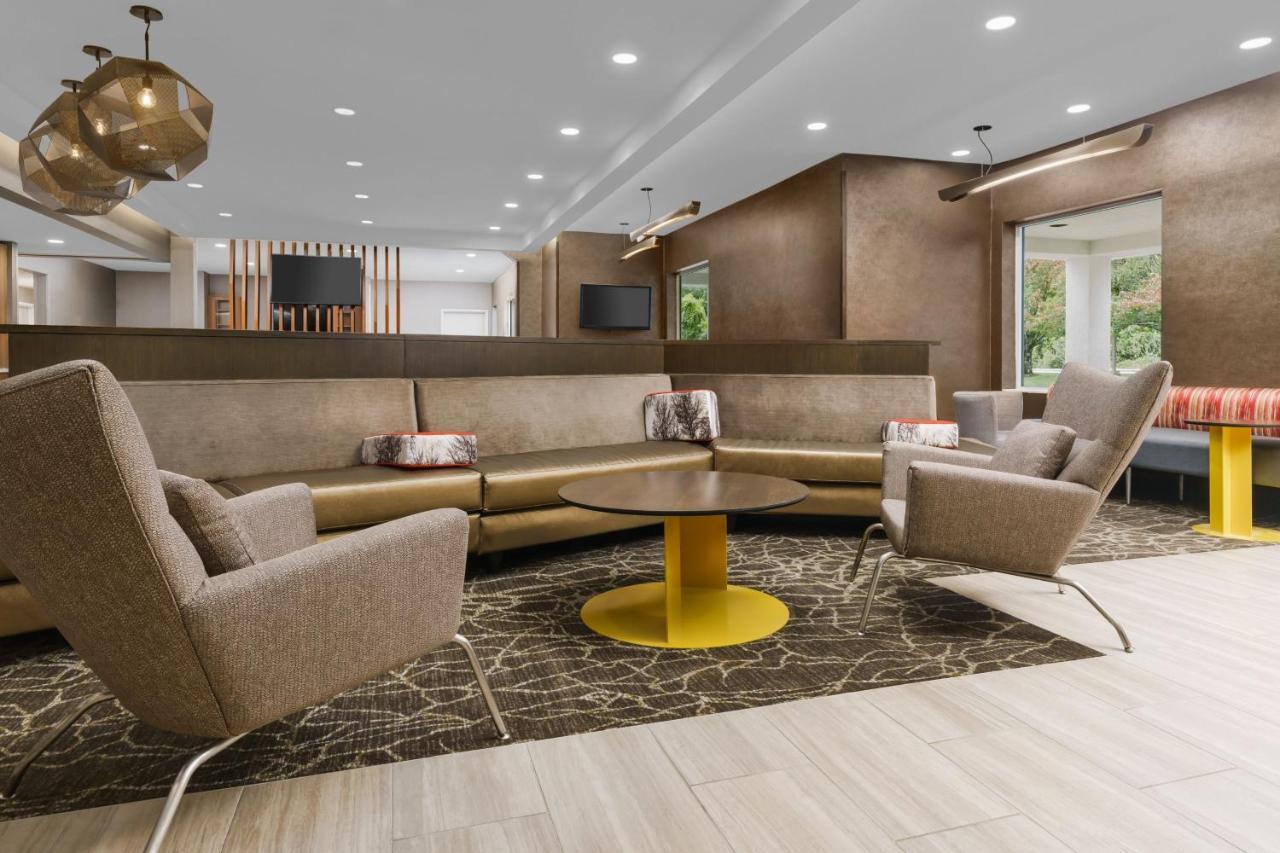 Springhill Suites Providence West Warwick Exterior foto