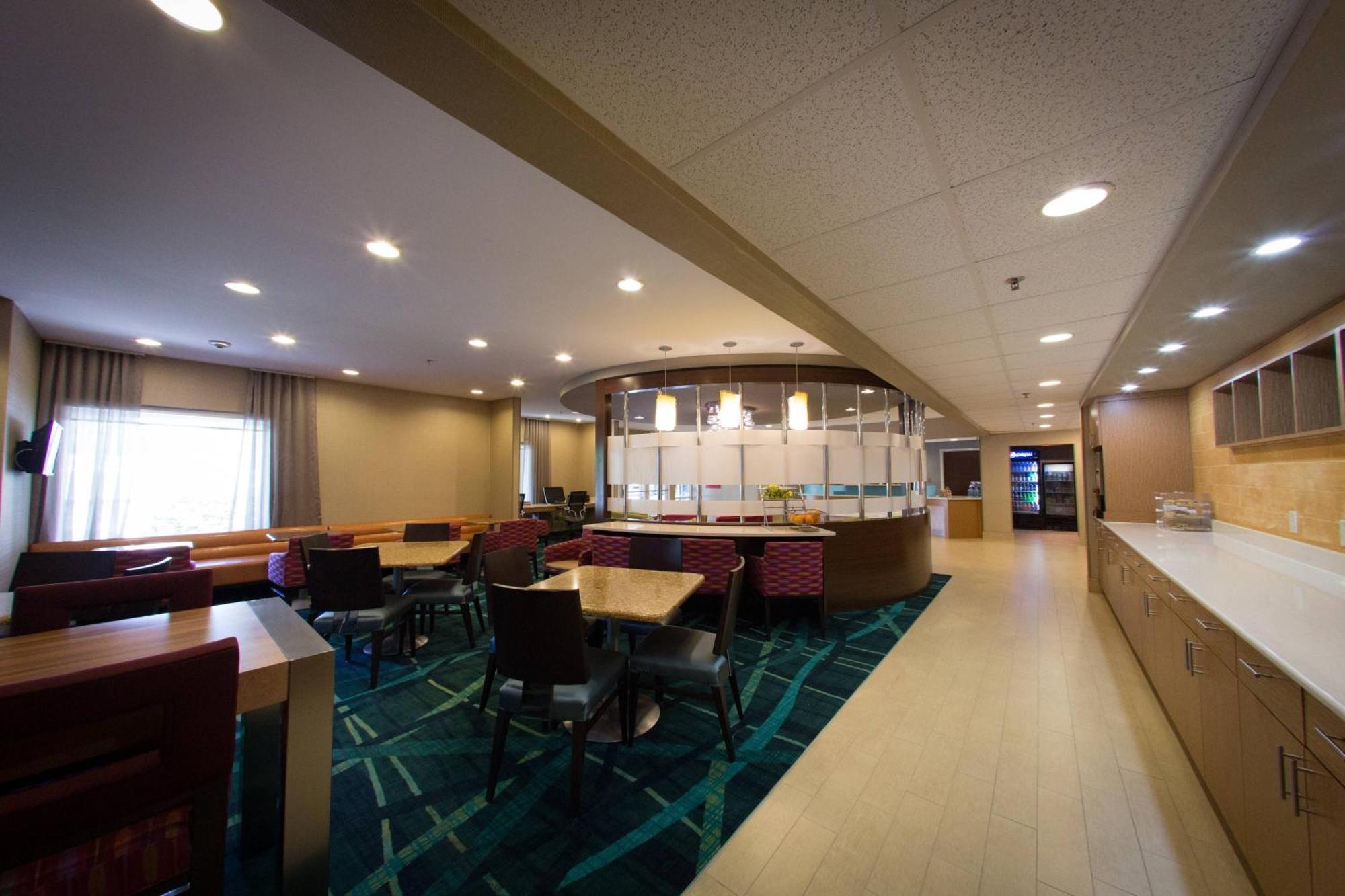 Springhill Suites Providence West Warwick Exterior foto